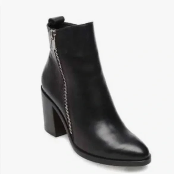 Steve Madden Tasha Booties NWOT - Picture 5 of 7